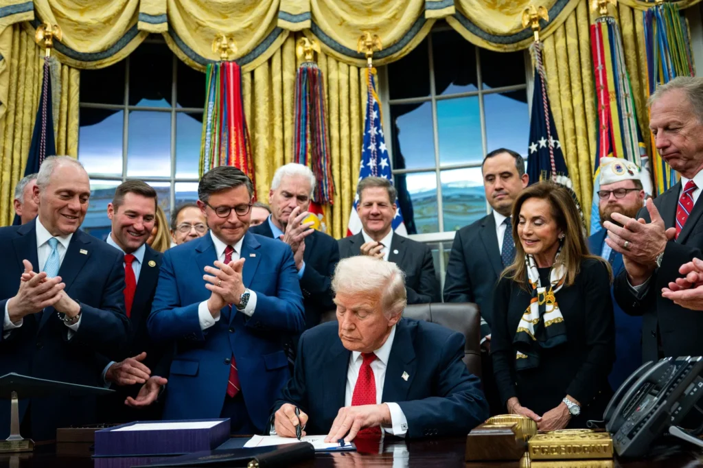 Shutdown Over: Trump Signs Deal After 43-Day Government Halt